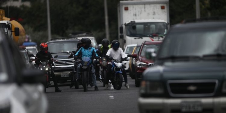 Municipio de Quito Presupuestos del metro y Movilidad Hacia OTRAS Entidadas