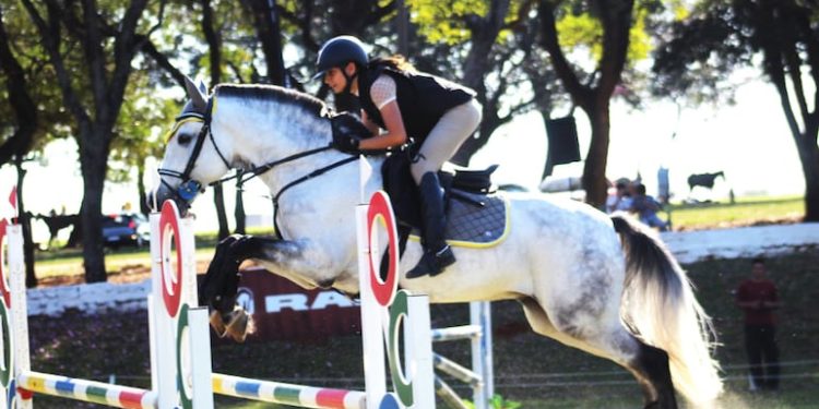 Hipismo: Campeonato Aniversario «Asocab» en la Pista del Acá Carayá – Polideportivo