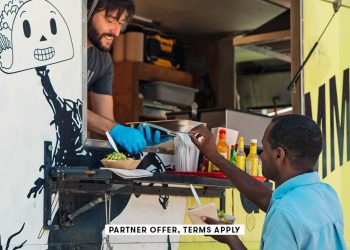 Tarjeta de presentación de visas de recompensas triple en efectivo de US Bank: una revisión