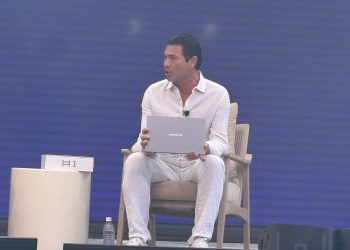 La computadora portátil All-New Humain Humain Horizon Pro Ai anunciada en Snapdragon Summit 2025 y viene con su propio sistema operativo: esto es lo que sabemos