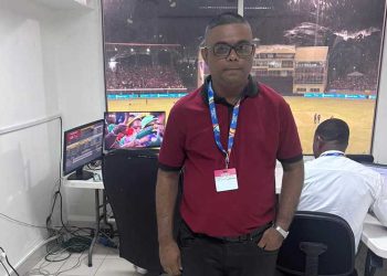 CPL y el cuerpo de árbitros locales continúan la colaboración para mejorar las habilidades de árbitros de televisión