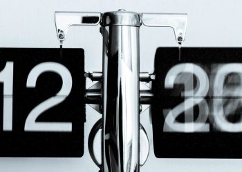 El selector de tiempo en las alarmas de iPhone tiene un extraño elemento de diseño oculto