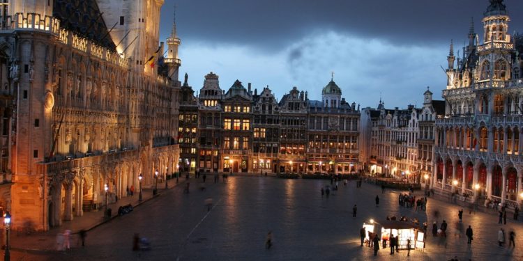 Los tableros de turismo europeos adoptan la IA, pero la brecha de habilidades enfrentadas