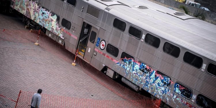 Tren Lima – Chosica: ESTA ES LA INSPECCIÓN TECNICA A LAS LOCOMOTORAS QUE HALLÓ «Graves Fallas técnicas» y «Vagones irrecuperables» Tlcnota | Lima