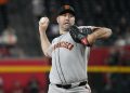 Un resurgente Justin Verlander le da a los Gigantes, y a sí mismo la oportunidad de seguir adelante