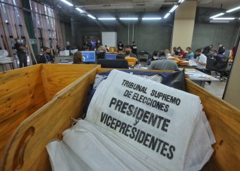 Encuesta del ciep: No hay heno un favorito para eleciones del 2026; Candidatos reciben Bajos apoyos