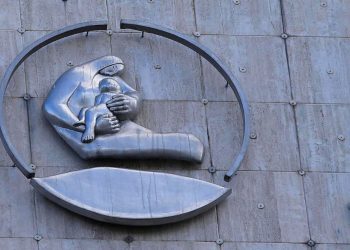 Editorial: ¿Qué más Debe Colapsar en la ccss para que se enderece su rumbo?