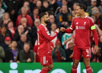 Ni aunque llorente se empeñe …