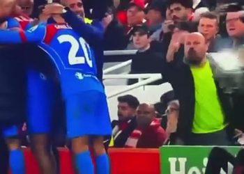 Las Cámaras Cazan al aficionado que Estuvo TODO El Partido Insultando A Simeone