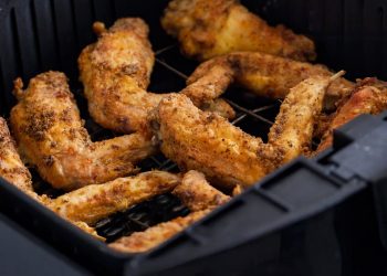 ¿Cuáles son los alimentos más saludables para freidora de aire? Los dietistas registrados pesan