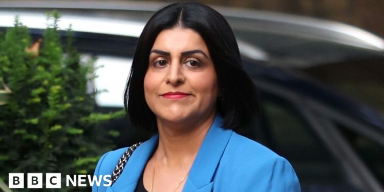 Revisión urgente ordenada en los costos de taxi de Asylum Seeker