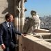 Les Images D'Emmanuel Macron Sur Les Tours de la Cathéde Notre-Dame de Paris