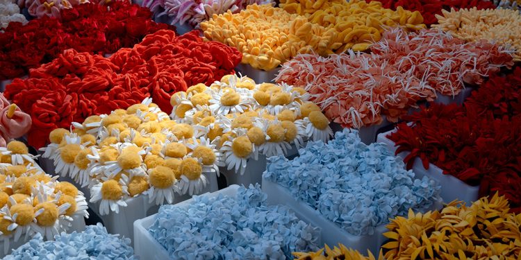 El mercado de flores de CJ Hendry regresa a Nueva York, esta vez en Rockefeller Center