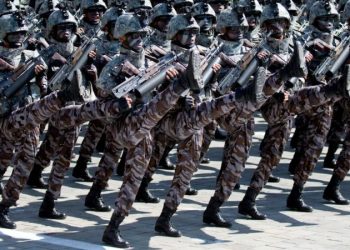 Militares Norcoreanos Llegan A Rusia A Cambio de Equipos Defensa Aérea para Pyongyang, Dicen Fuentes