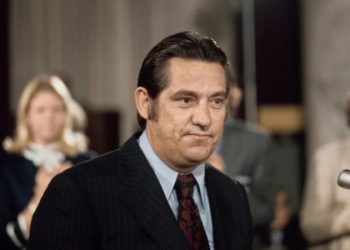 Fred Harris, exsenador estadounidense de Oklahoma y Aspirante a la Presidencia, Muere A LOS 94 Años