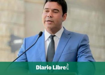 Senado Guarda Minuto de Silencio por Amigo de Barón Duluc