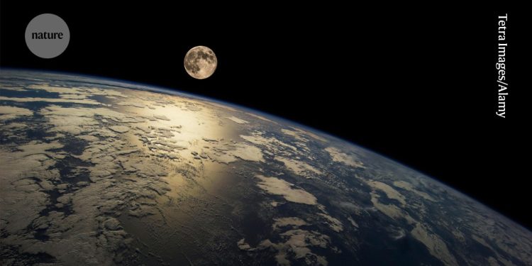 La luna se oxide, gracias al 'viento' volado desde la tierra