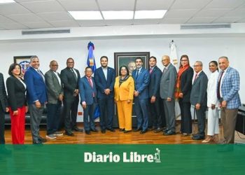 DIPUTADOS VISITAN CÁMARA DE CUENTAS Para Revisar Gestión