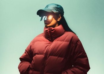 La pieza capturada de arte tecnológico protege a los usuarios tímidos de las redes sociales de ser filmados