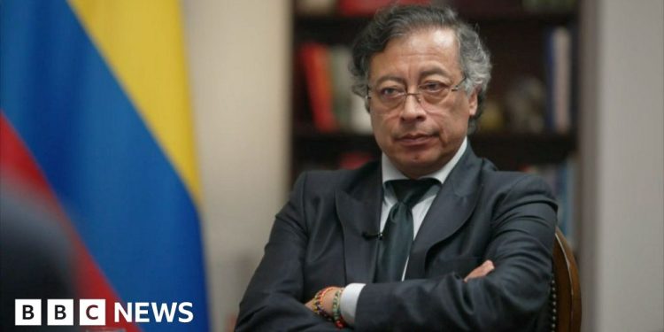 El presidente de Colombia nos llama ataques contra los supuestos acto de tiranía de los barcos de drogas '
