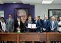 El Ces entrega a Danilo Medina Informe del Diálogo Nacional