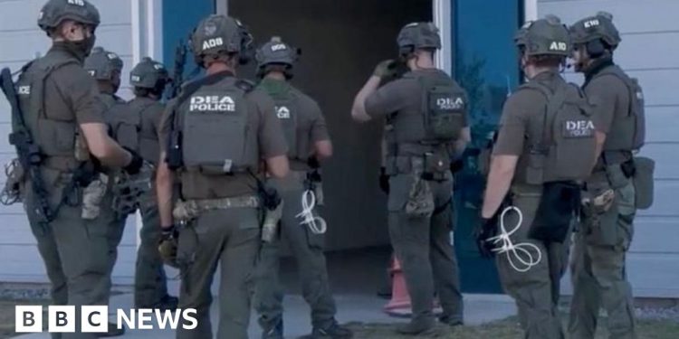 Corea del Sur llega a un acuerdo para traer ciudadanos de casa en la redada de Hyundai