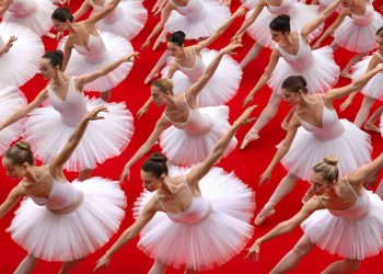 Dentro del mundo de la fotografía simétrica de Brad Walls