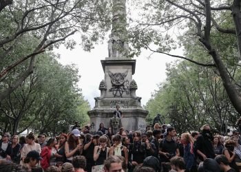 Los principales museos franceses cierran en medio de huelgas laborales