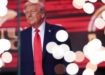 Cómo la suspensión de Jimmy Kimmel ilustra el camino de Trump hacia el autoritarismo