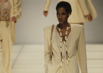 Desde el archivo: en 1994, Dodie Kazanjian escribió sobre comprar su primera chaqueta Giorgio Armani