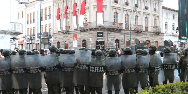 Gobernadore de Imbabura participará en diálogo, en Medio del Paro de la Conaie