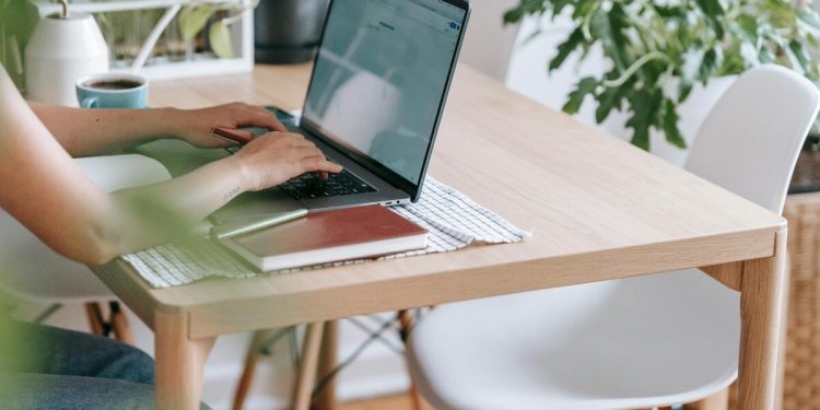 Marque Microsoft Office para Windows como una licencia de por vida por menos de $ 50