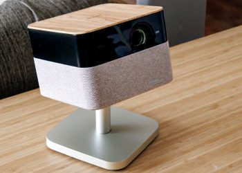 Dejé mi televisor para este proyector portátil con una imagen masiva de 150 pulgadas durante una semana, así es como fue como fue