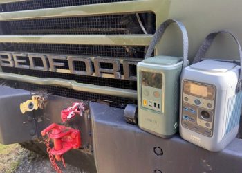 ¿Son viables los bancos de energía solar portátiles? Mi veredicto después de un año de prueba