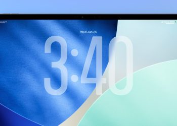 El fútbol universitario sigue eligiendo iPad sobre la superficie, ya que la cuarta conferencia se une al equipo de Apple.