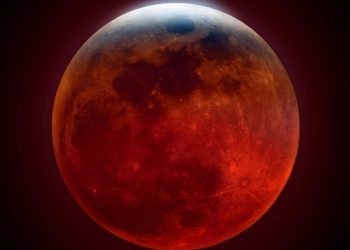Todo lo que necesitas saber sobre el eclipse lunar de luna llena esta noche
