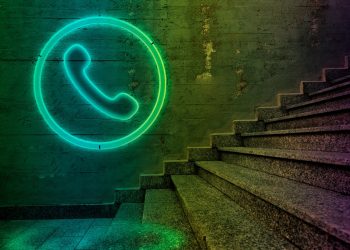 Neon, la aplicación social No. 2 en Apple App Store, paga a los usuarios que graben sus llamadas telefónicas y venda datos a las empresas de IA