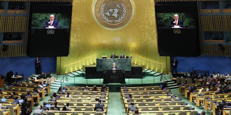 El líder israelí se enfrenta a la recepción helada