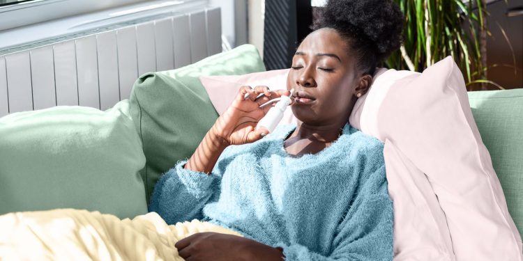 El nuevo estudio encuentra beneficios anticoóvidos de la azelastina de spray nasal (Astepro)