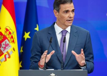 España impone un embargo de armas permanentes a Israel – Político