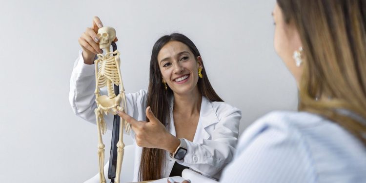 Preguntas para hacerle a su médico sobre la salud ósea