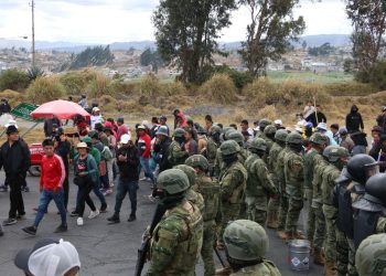 (En Vivo) Vías Cerradas en Ecuador por el Paro Convroacado Por la Conaie Este Martes 23 de Septiembre