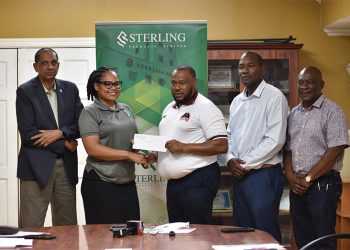 Tribunales Optical Pee Wee accesorios para su lanzamiento el próximo martes