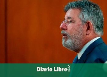 Díaz Rúa Quiere Ser Miembro de Órgano de la Fuerza del Pueblo