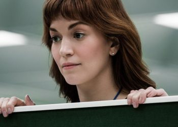 El discurso del Emmy de Britt Lower incluyó un huevo de Pascua de indemnización