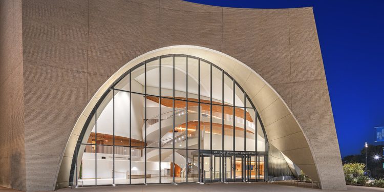 Snøhetta completa la adición arqueada a ST de 100 años. Luis Symphony Hall