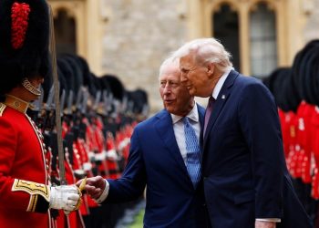 La visita al estado del Reino Unido de Trump protesta por chispas
