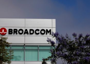 Operai se informa como el cuarto cliente de XPU de Broadcom, uniéndose a Google, Meta y Byteyance en el diseño de chips para reducir la dependencia de NVIDIA