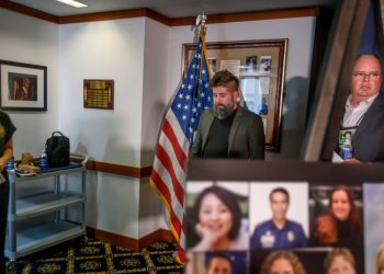 Primera demanda presentada sobre la colisión en el aire DCA que mató a 67: NPR