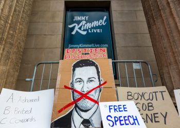 Jimmy Kimmel y libertad de expresión; Vacuna MMRV; Antifa: NPR
